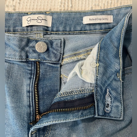 Jessica Simpson Rolled Crop Skinny Ankle Jeans, 4/ 27, Faded Blue Denim, GUC - Picture 10 of 11
